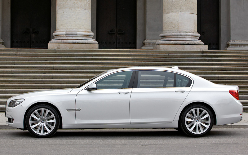 2009 BMW 760Li