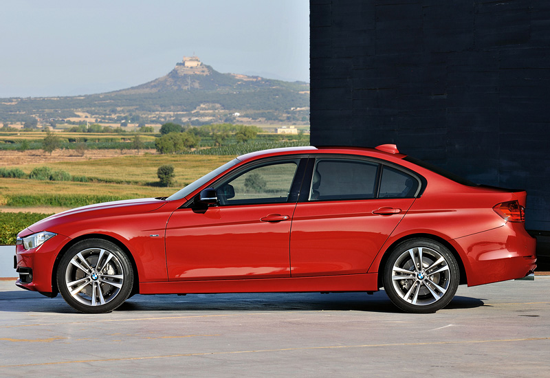 2012 BMW 335i Sedan (F30)