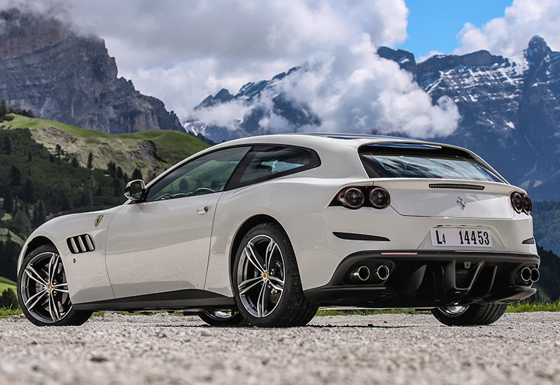 2016 Ferrari GTC4 Lusso