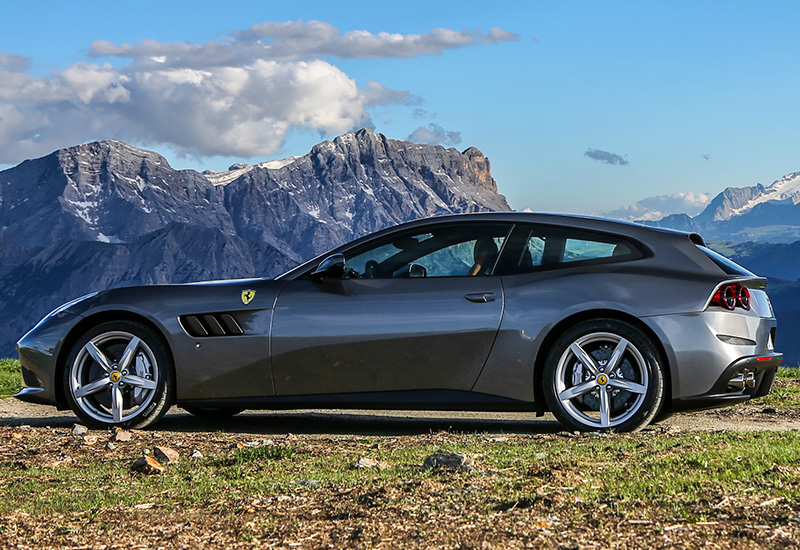 2016 Ferrari GTC4 Lusso