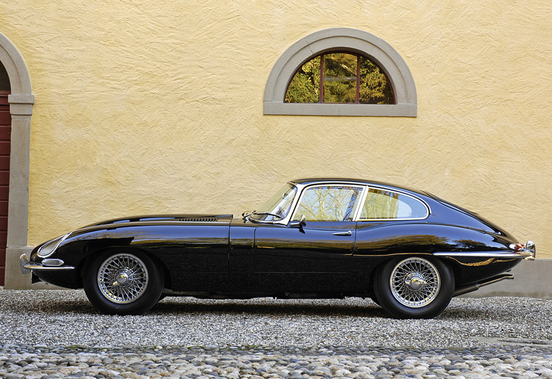 1961 Jaguar E-Type Fixed-Head Coupe (S1)