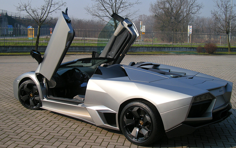 2009-lamborghini-reventon-roadster-8.jpg