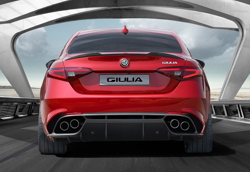 2016 Alfa Romeo Giulia Quadrifoglio