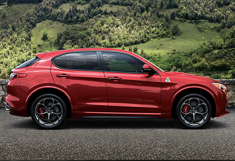 2018 Alfa Romeo Stelvio Quadrifoglio