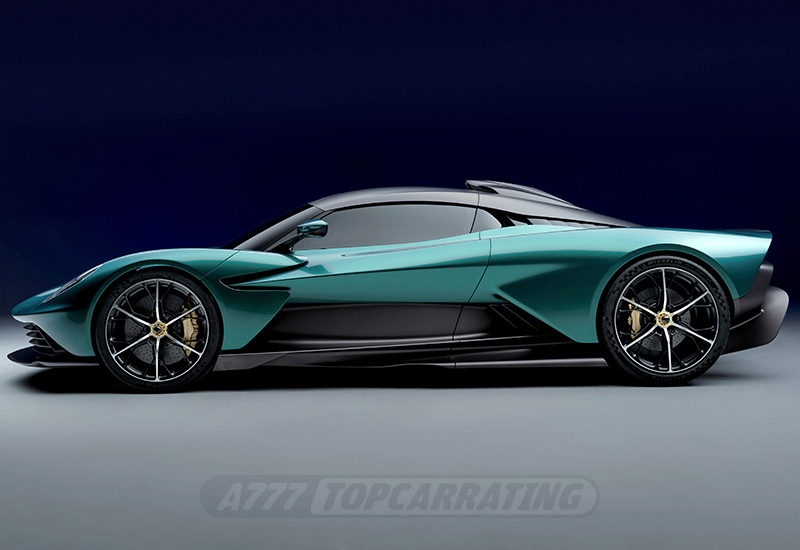 2022 Aston Martin Valhalla