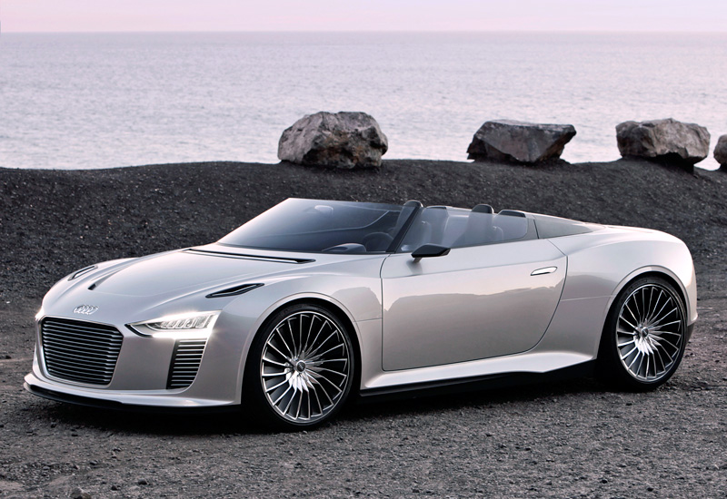 2010 Audi e-Tron Spyder Concept