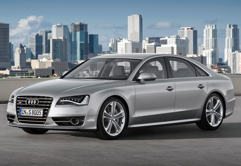 2012 Audi S8