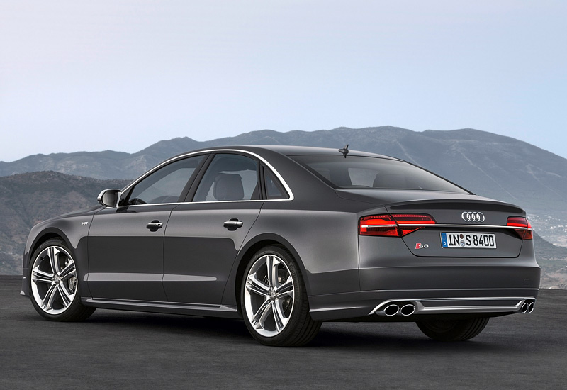 2014 Audi S8