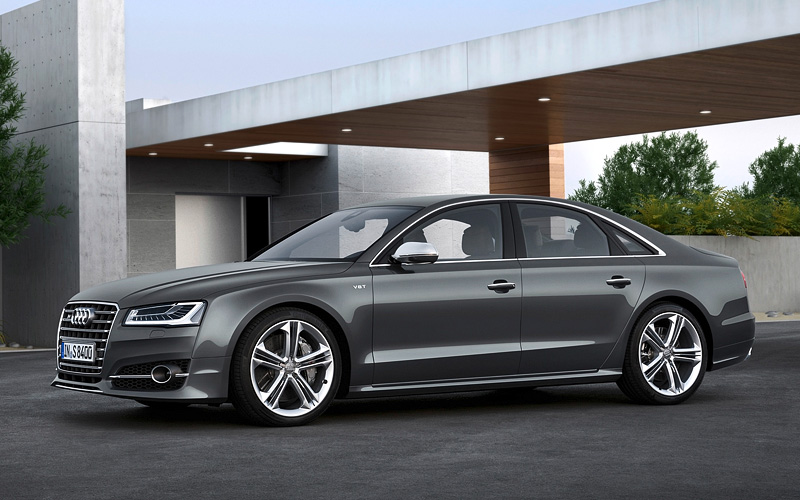 2014 Audi S8