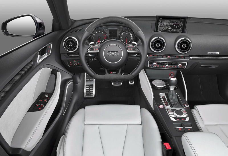 2015 Audi RS3 Sportback