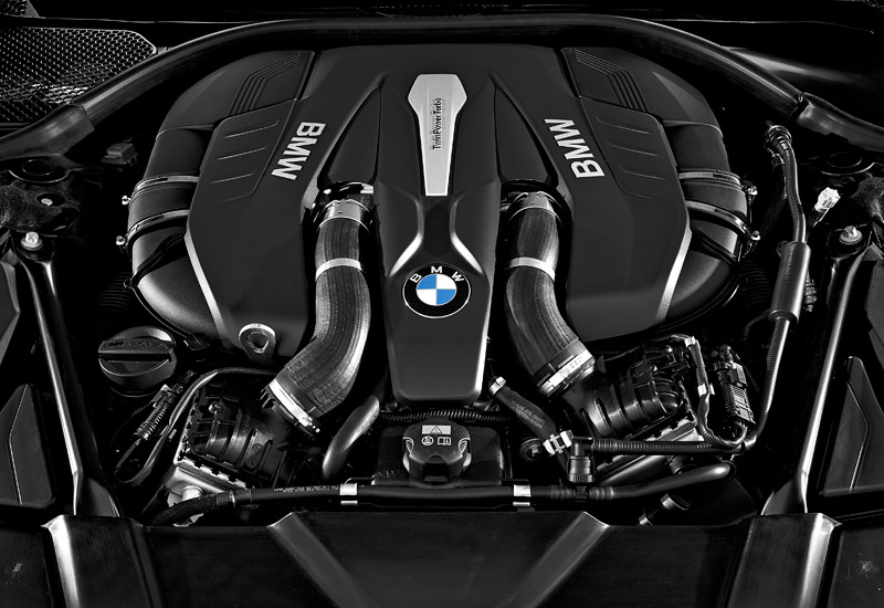 2015 BMW 750Li xDrive (G12)