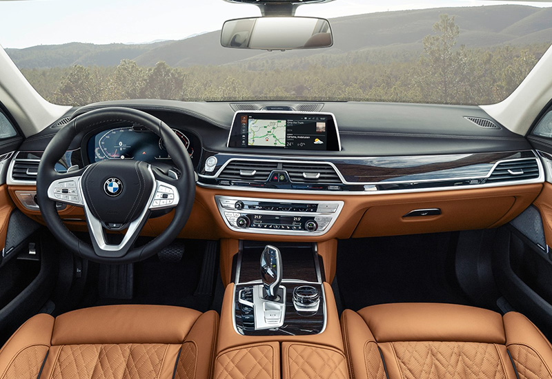 2019 BMW M760Li xDrive (G12)