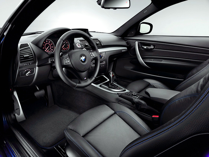 2012 BMW 135is Coupe (E82)