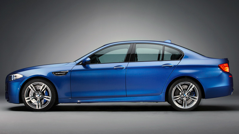 2012 BMW M5 (F10)