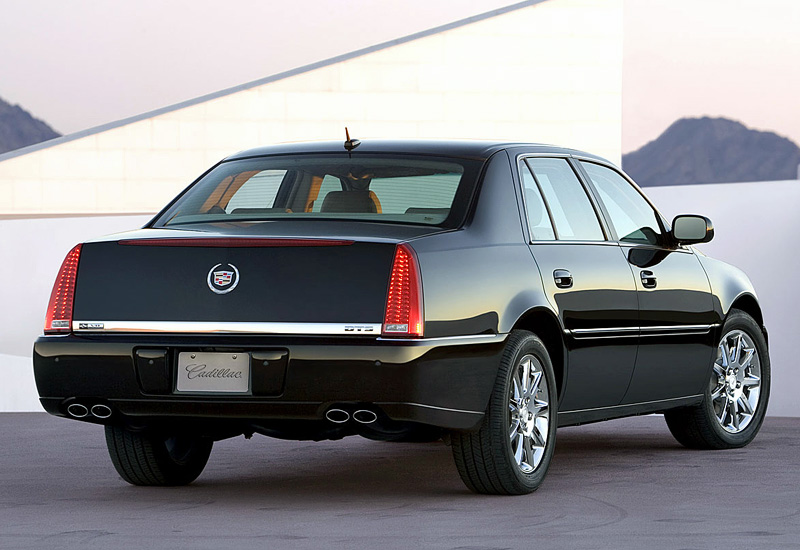 2005 Cadillac DTS