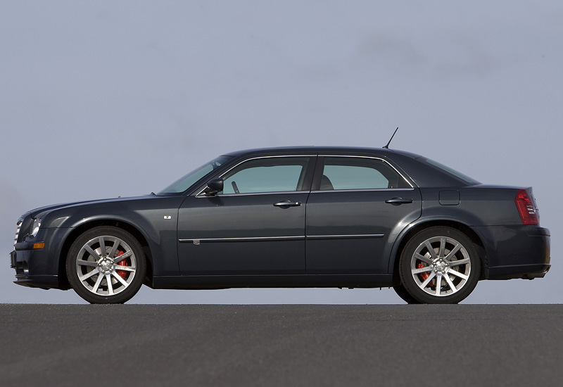 2005 Chrysler 300C SRT8