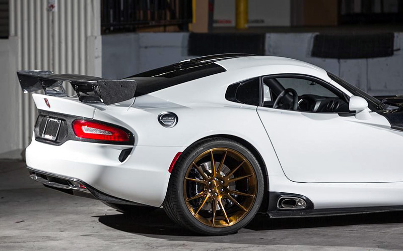 2013 Dodge SRT Viper Vivid