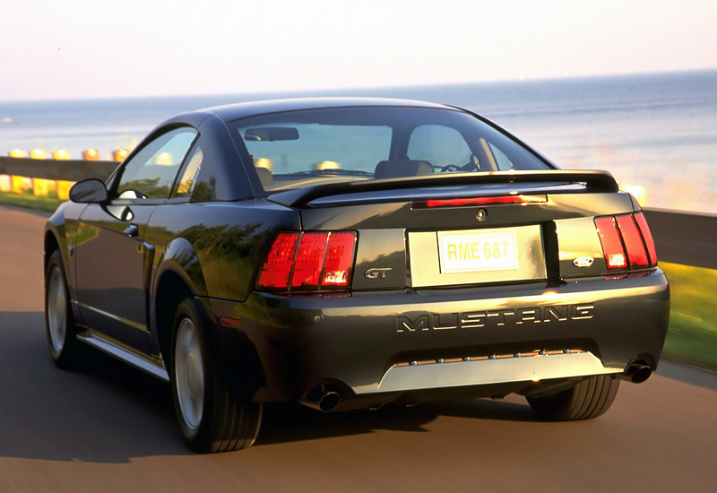 1999 Ford Mustang GT Coupe