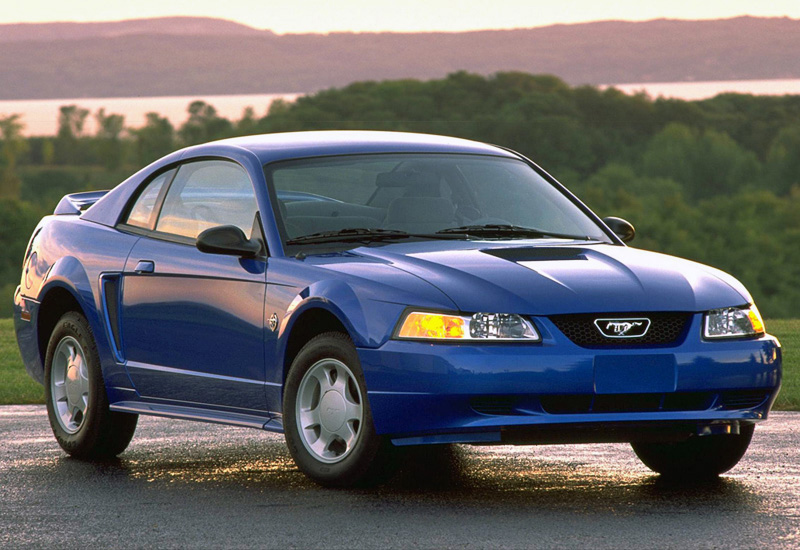 1999 Ford Mustang GT Coupe