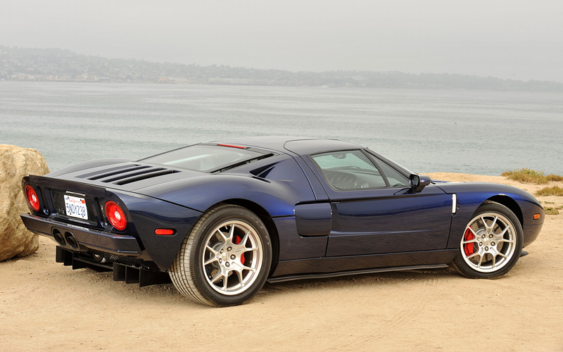 2004 Ford GT