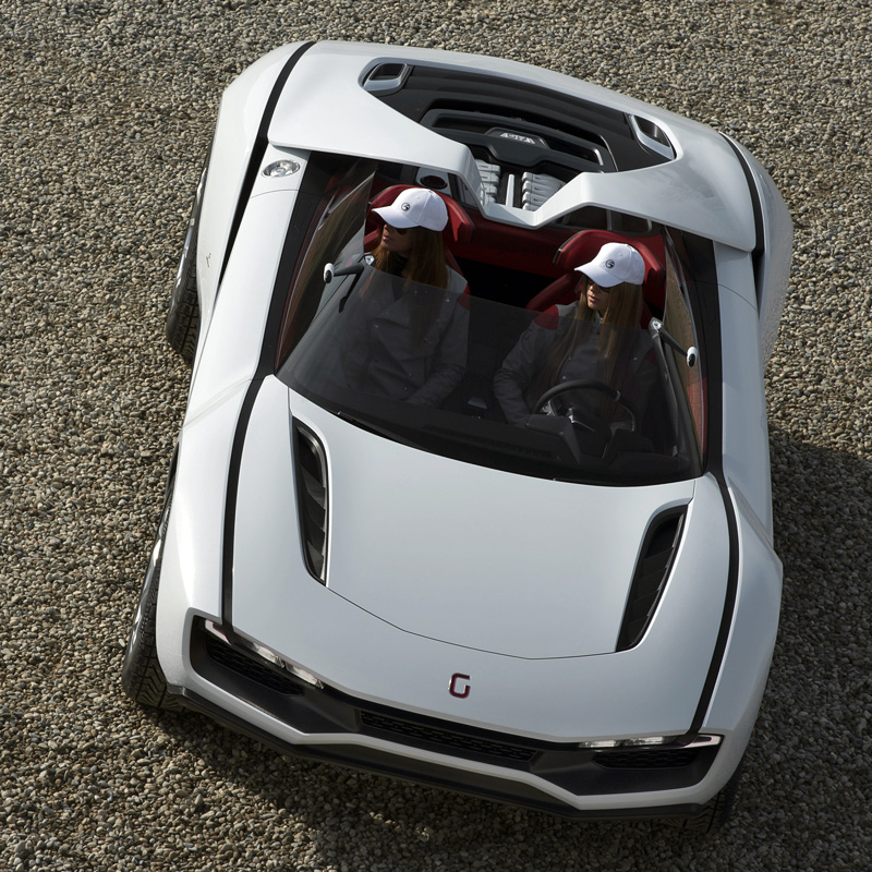 2013 ItalDesign Giugiaro Parcour XGT-Roadster