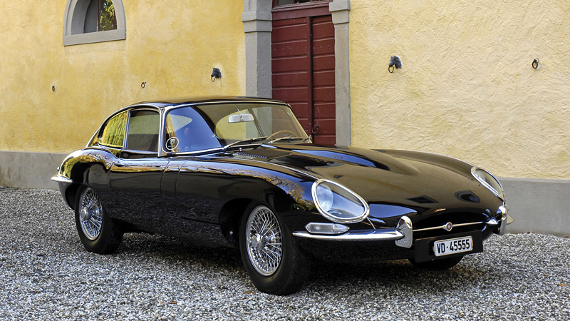 1961 Jaguar E-Type Fixed-Head Coupe (S1)