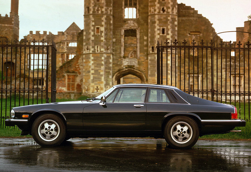 1975 Jaguar XJ-S V12