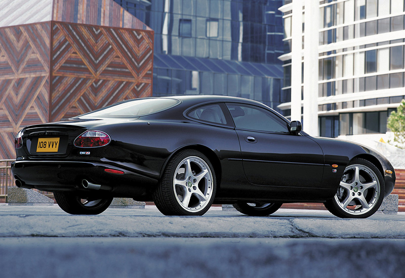 2003 Jaguar XKR Coupe