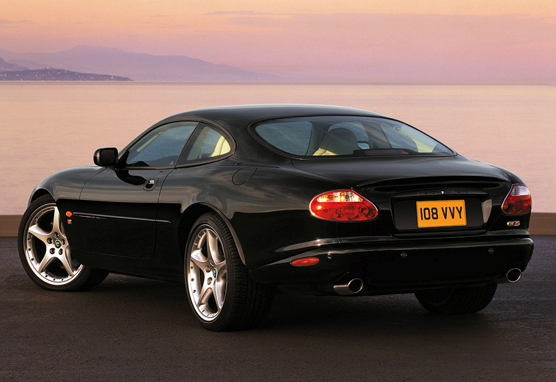 2003 Jaguar XKR Coupe