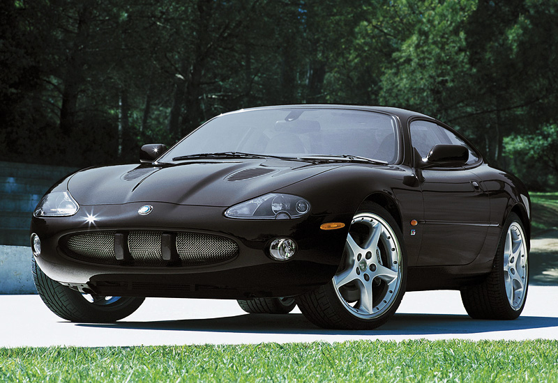 2003 Jaguar XKR Coupe