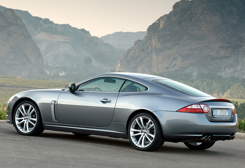 2007 Jaguar XKR Coupe