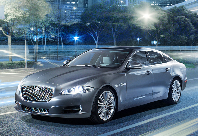 2009 Jaguar XJ Supersport