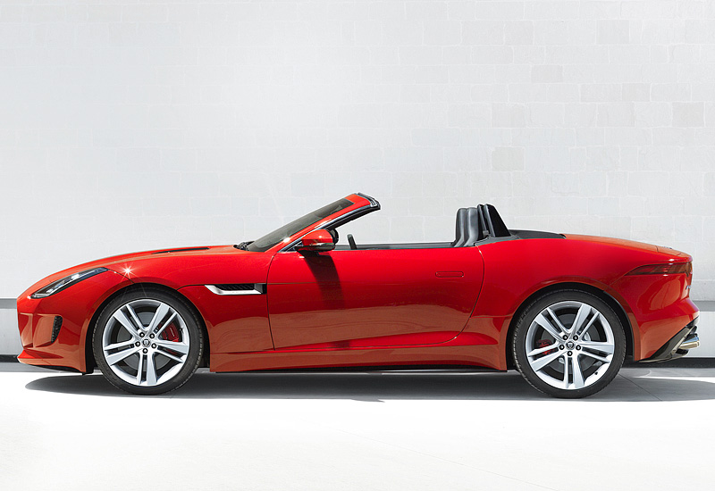 2013 Jaguar F-Type V8 S