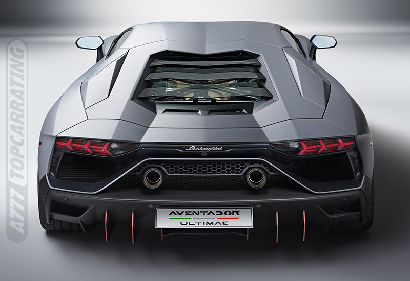 2021 Lamborghini Aventador LP 780-4 Ultimae (LB834)
