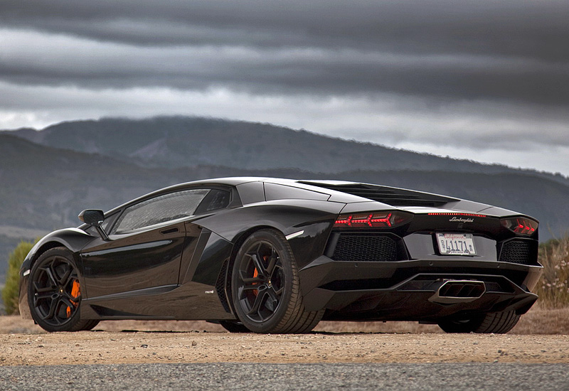 2011 Lamborghini Aventador LP700-4