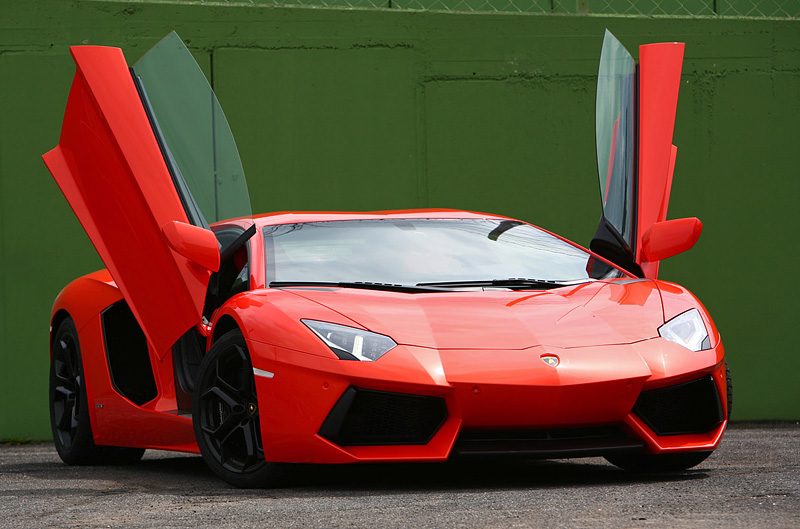 2011 Lamborghini Aventador LP700-4