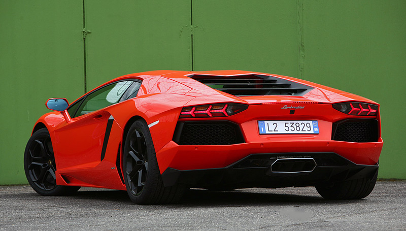 2011 Lamborghini Aventador LP700-4