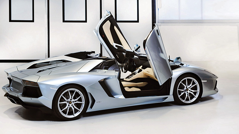 2013 Lamborghini Aventador LP700-4 Roadster