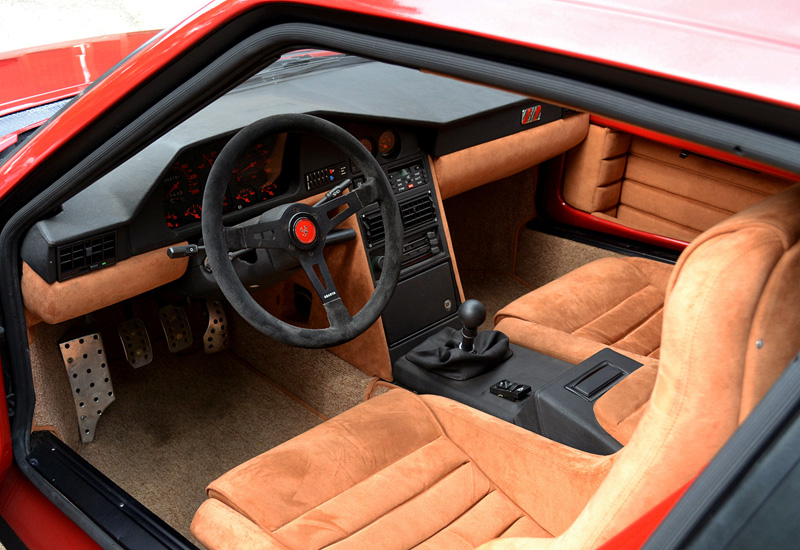 1985 Lancia Delta S4 Stradale (SE038)