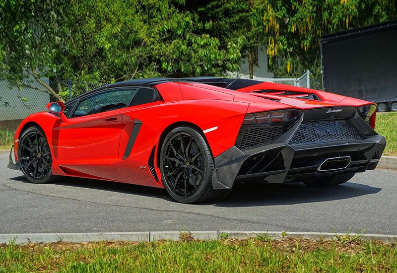 2014 Lamborghini Aventador Mansory Competition