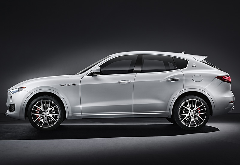 2017 Maserati Levante S (М161)