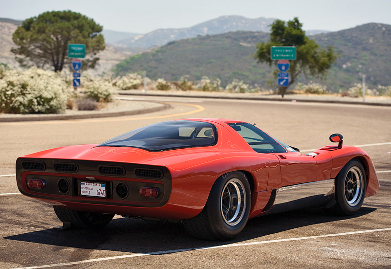 1969 McLaren M6GT