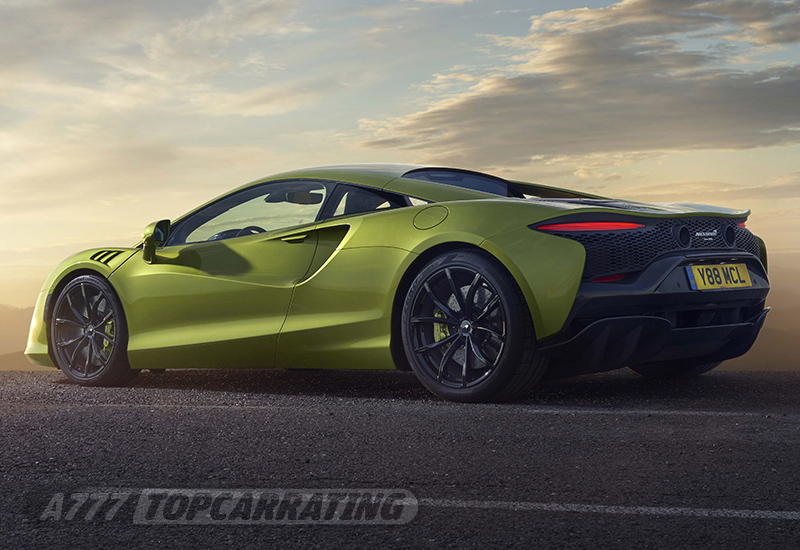 2021 McLaren Artura