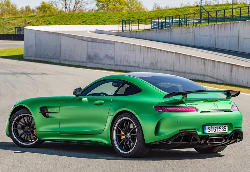 2017 Mercedes-AMG GT R (C190)