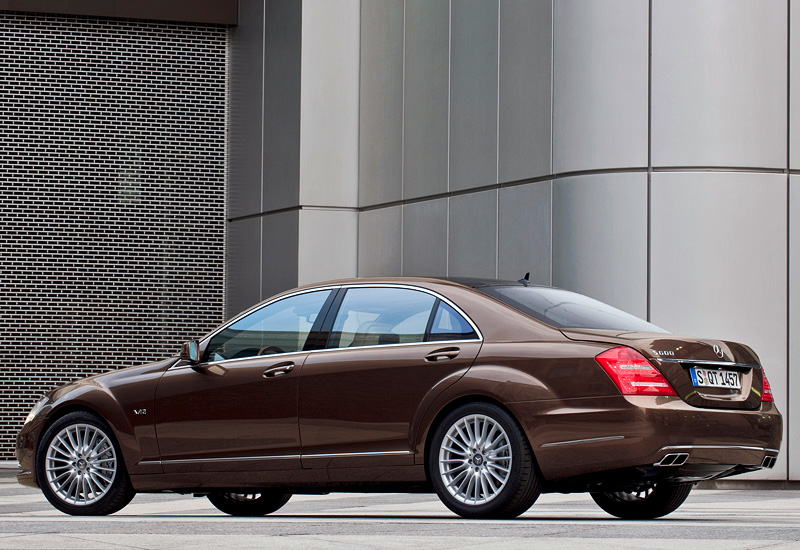 2009 Mercedes-Benz S 600 L (V221)