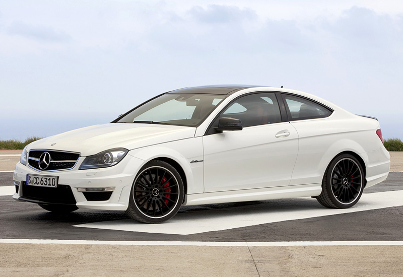 2011 Mercedes-Benz C 63 AMG Coupe Performance Package (C204)