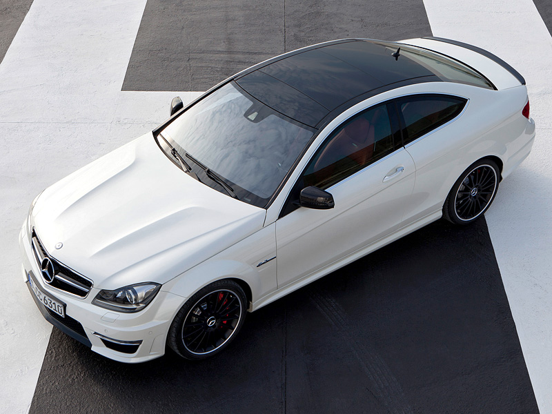 2011 Mercedes-Benz C 63 AMG Coupe Performance Package (C204)