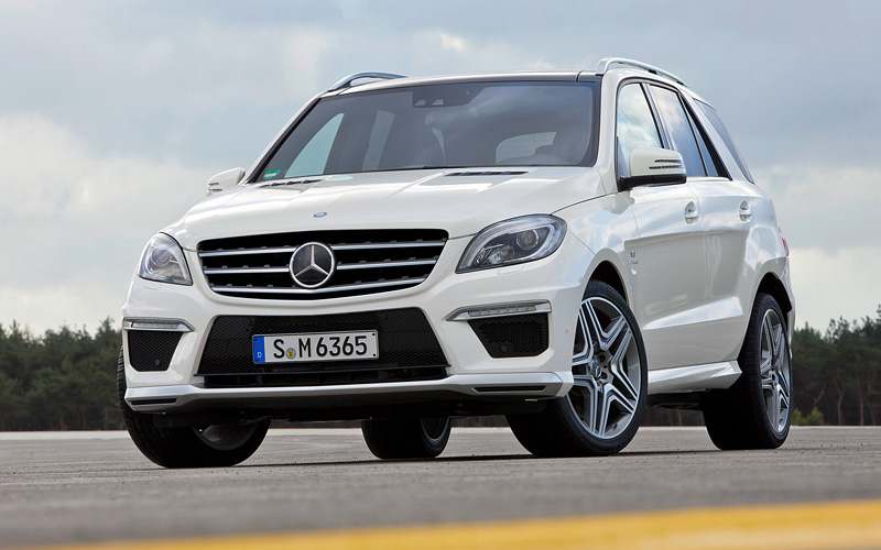 2012 Mercedes-Benz ML 63 AMG Performance Package