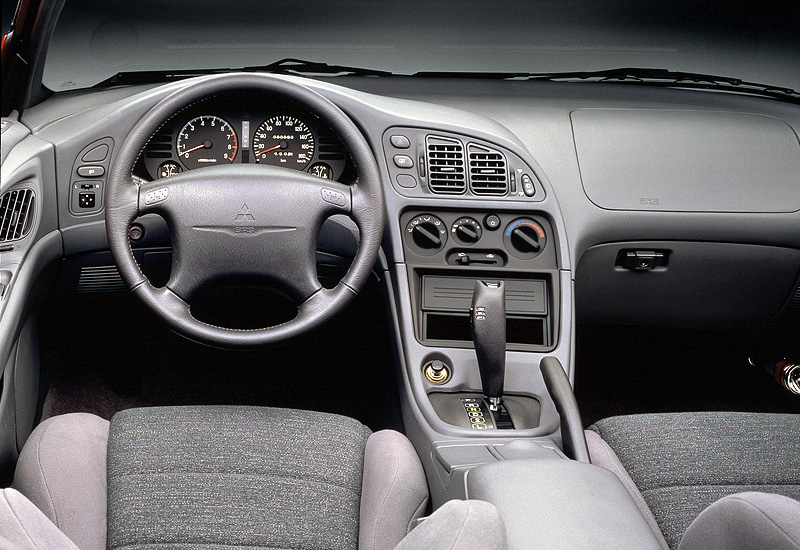 1995 Mitsubishi Eclipse GSX (2G, D30)