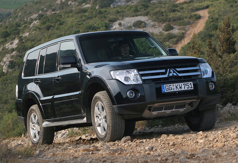 2006 Mitsubishi Pajero IV Ultimate